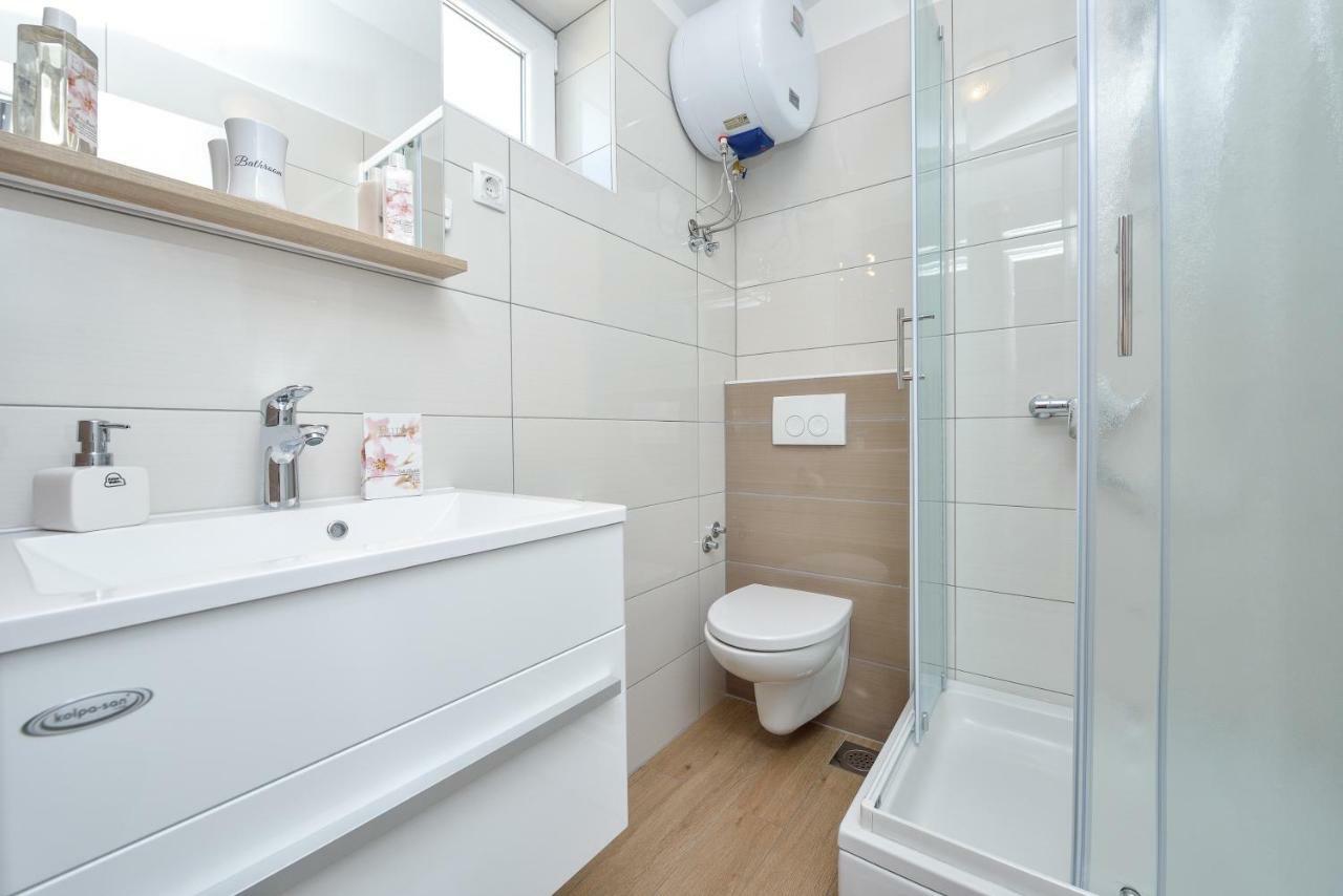 Apartments Anita ザダル 部屋 写真