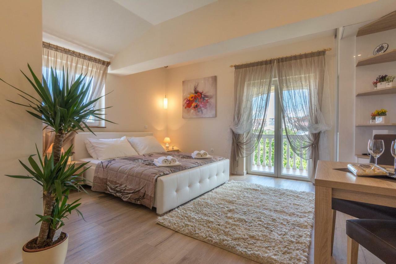 Apartments Anita ザダル エクステリア 写真